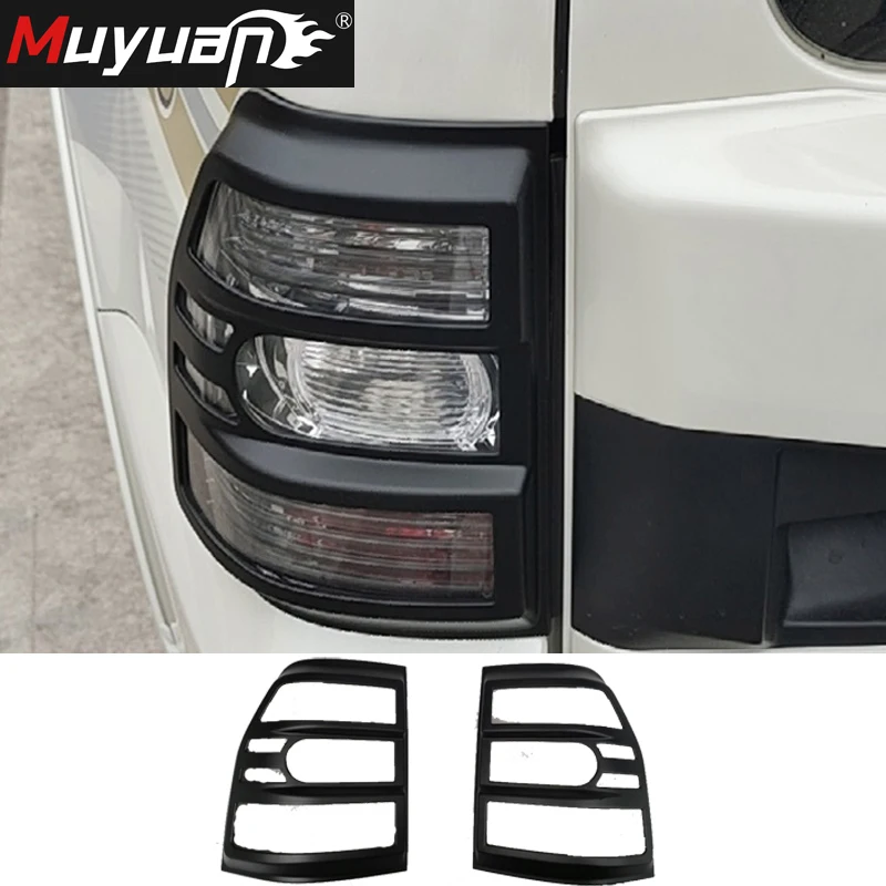 2Pc Matte สีดำด้านหลังแบบพอดีสำหรับ Mitsubishi PAJERO V93/V97 2007 -2022ไฟท้าย Guard Silver