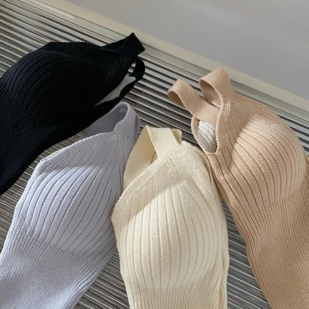 V-Neck Design Thermal Underwear Vest One-Piece Cup Heat-Generating Knitted Wool Vest Thickened Warm Chest Pad