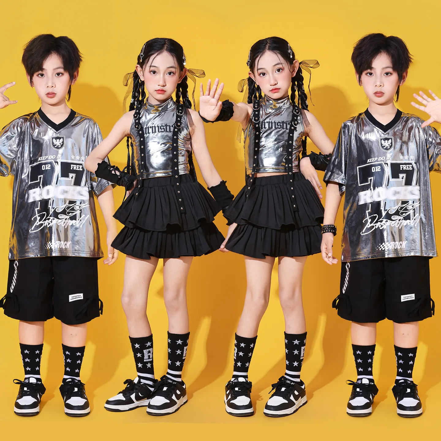 Hip-Hop-Tanzkostüme für Kinder zum Kindertag, silberne Oberteile, schwarze Shorts, Anzug für Mädchen und Jungen, Streetwear, Jazz-Bühnenkleidung, DQS23105
