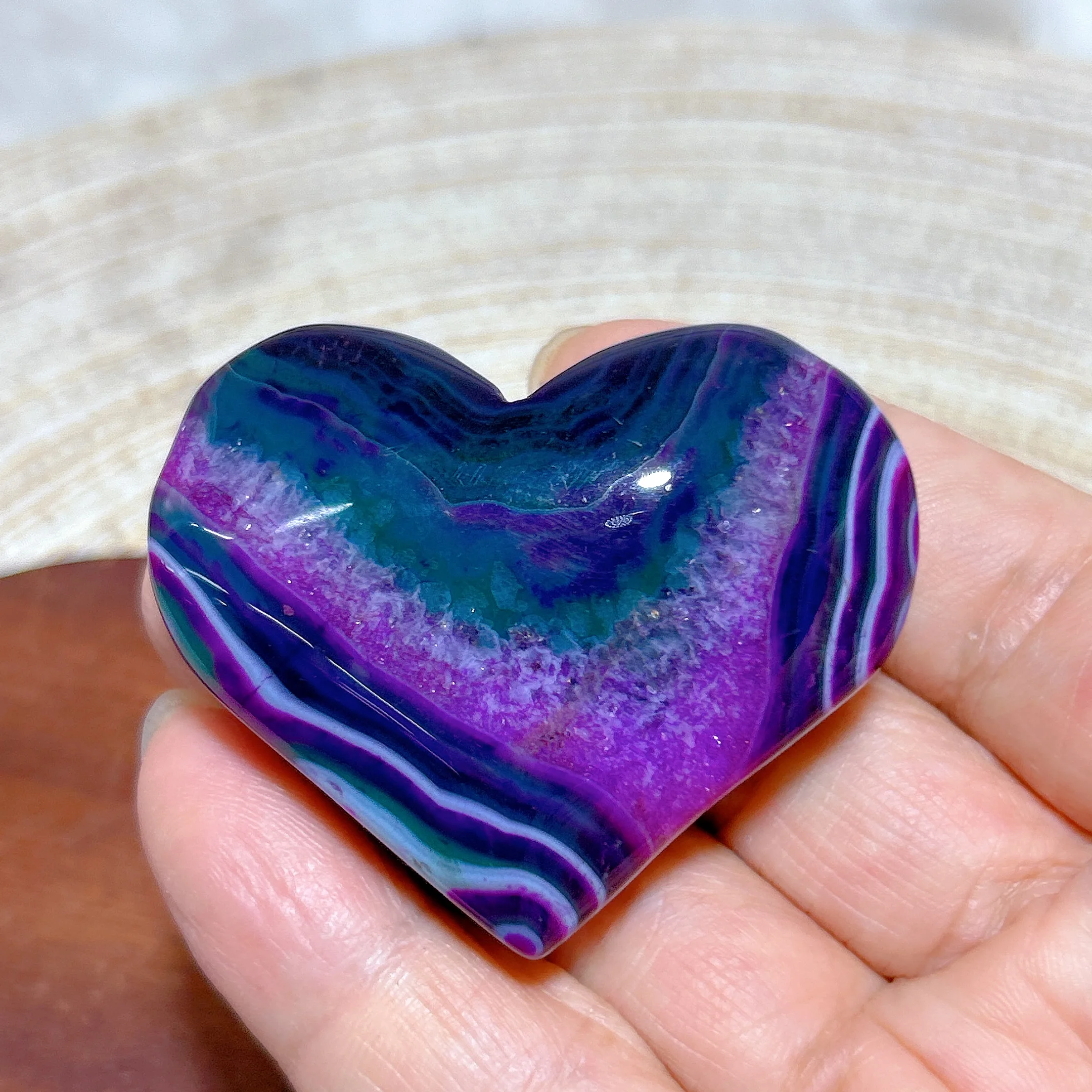 Picture 4: Natural Crystal Purple Green Quartz Agate Heart Color Healing High Quality Gemstone Reiki Energy Home Decoration Room Decor Gift