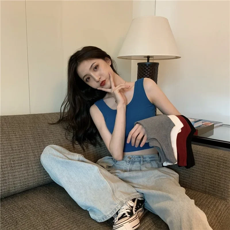 2025 New Women's Short Style with Exposed Navel Wearing Small Camisoles Fashionable Cross Shaped Vest and Sleeveless Top Inside