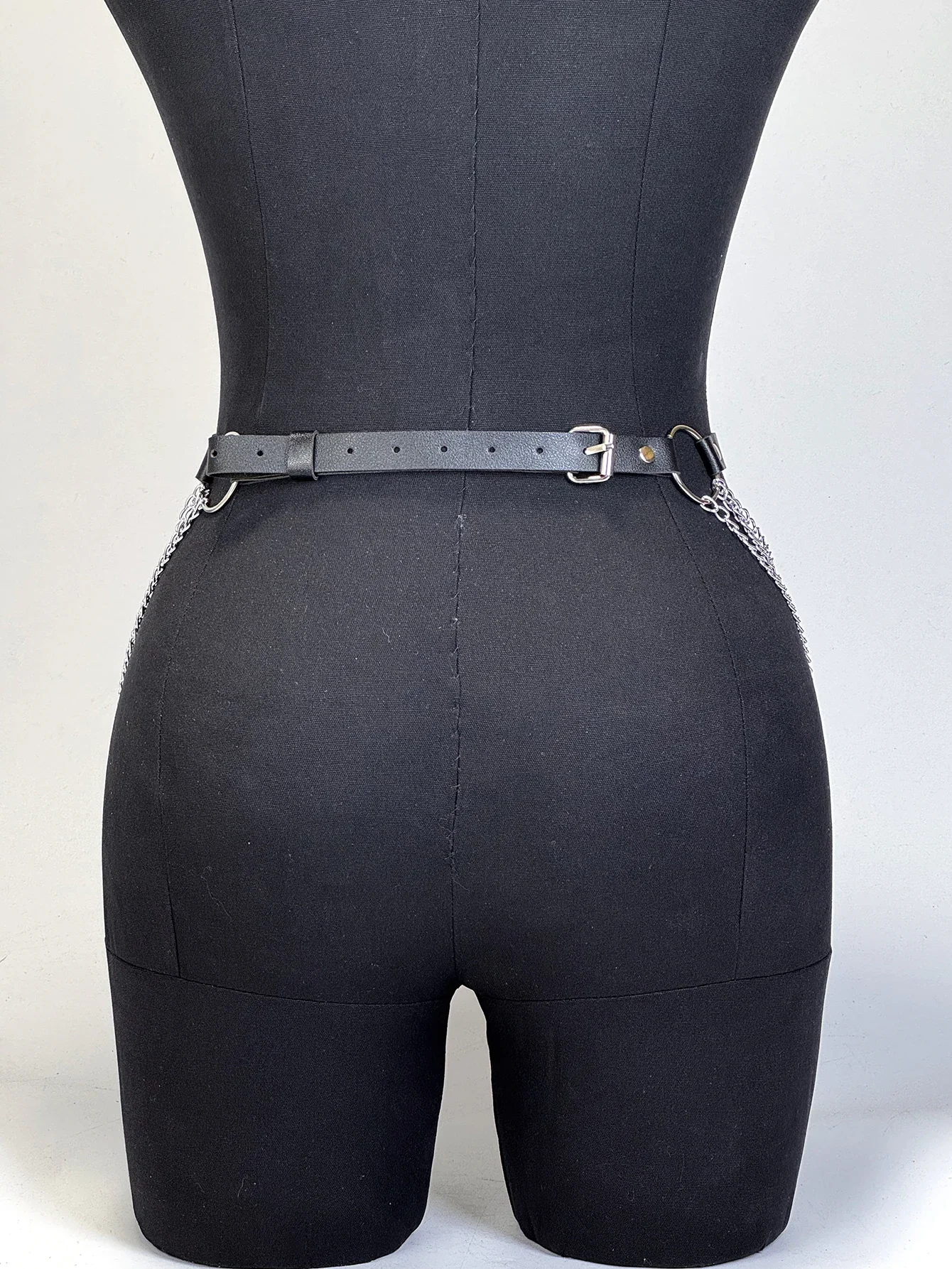 المرأة مثير الجسم سلسلة تسخير بولي Leather الجلود الخصر سلسلة الملحقات قابل للتعديل حزام على شكل سلسلة القوطية الجسم سلسلة مهرجان مجوهرات للبنات