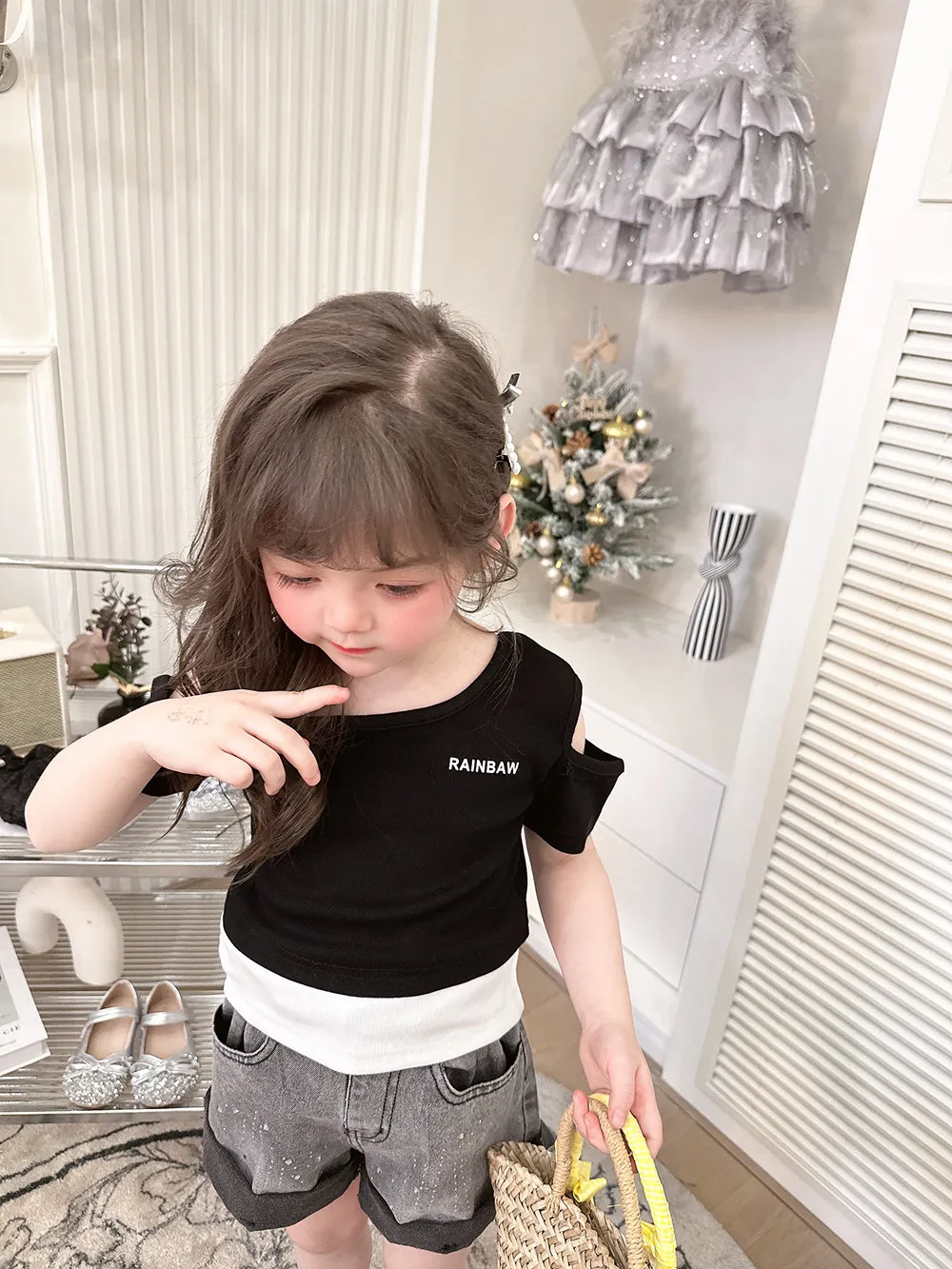 

Girls Denim Shorts 2026 Korean Version for Girls Summer Light Cool Loose Fit Easy Wear Breathable Lovely and Cool Sweet Princess