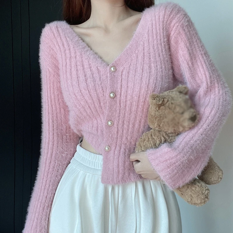 Women\'s V-neck Knitted Cardigan Solid Color Imitation Mink Fur Pearl Buckle Thick Sweater Short Tops
