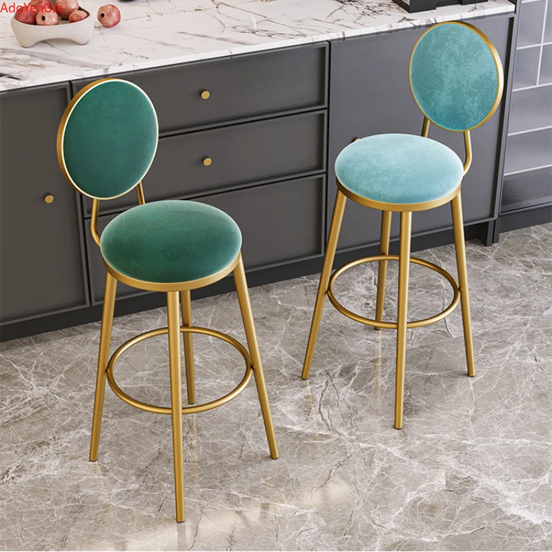 Taburete alto minimalista para Bar, silla moderna redonda y cómoda de terciopelo, diseño nórdico de Metal dorado, muebles para el hogar