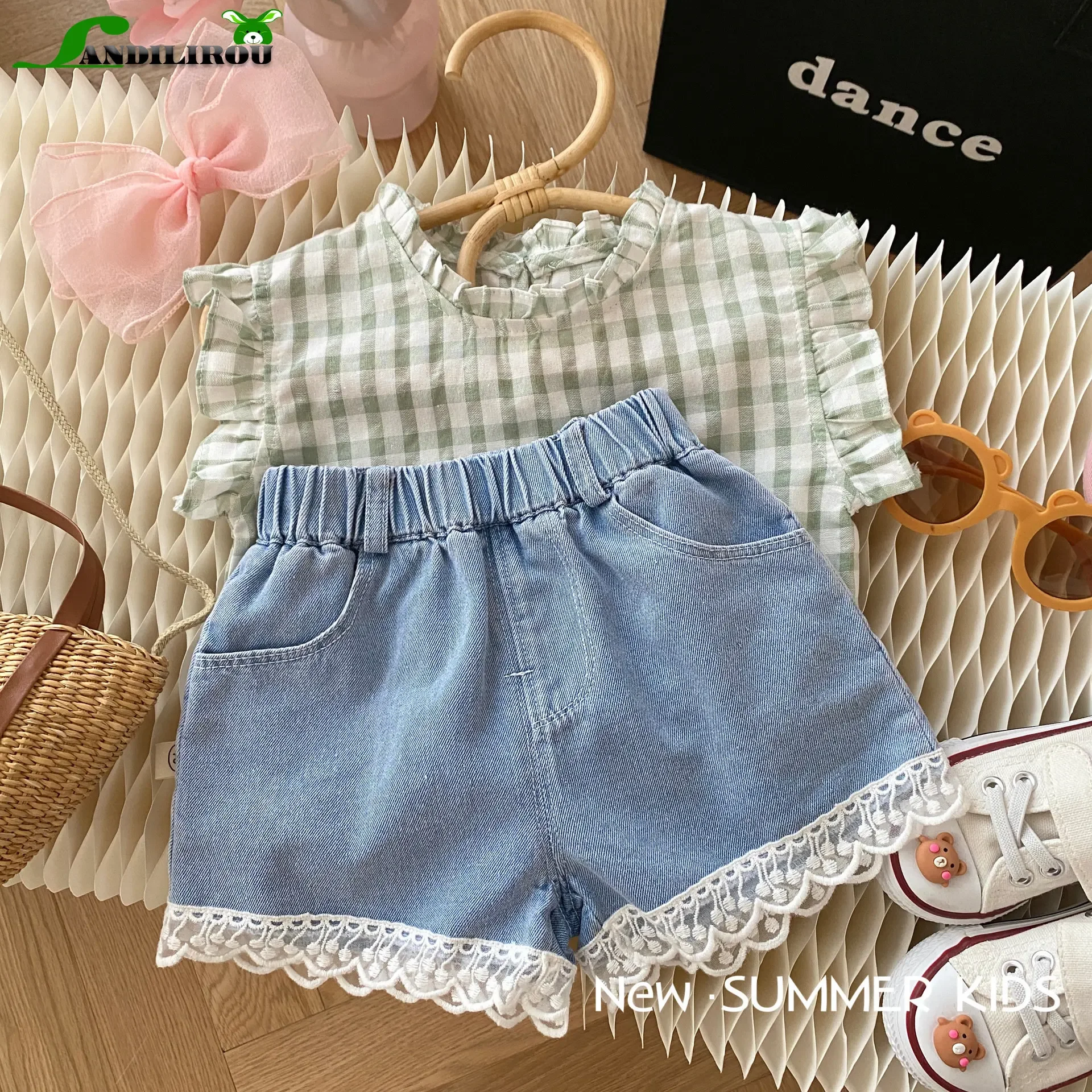 

Lace Shorts for kids children 0-6 Years: Stylish Korean-inspired Hotpant Baby Girls in Soft Denim Fabric toddler clothes 아동복