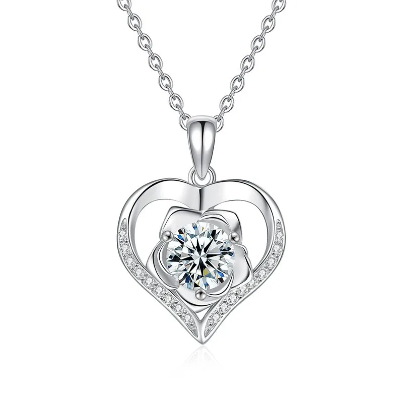 

XMZ211 Lefei Fashion Trend Luxury Classic Moissanite Diamondset Design Flower Heart Necklace Women 925 Silver Party Jewelry Gift
