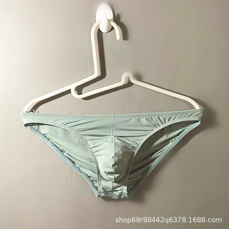 Sous-vêtements sexy pour hommes, respirant et confortable, triangle, soie glacée, bas, style audinew, étudiant, ultra-mince, tête