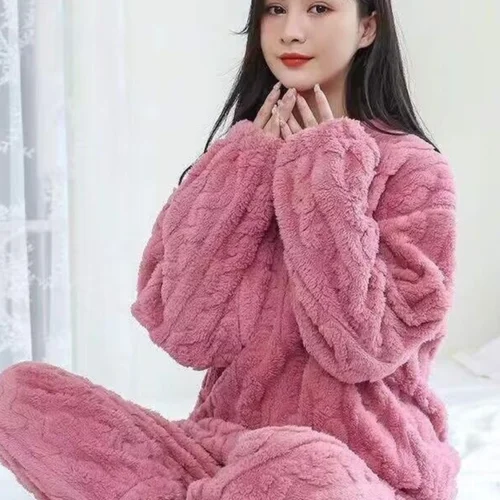 النوم والصالة للرجال