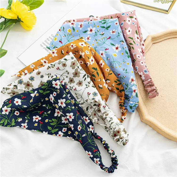 28cm Chip Flower Hair Scarf Bohemia Bandana Hair Band Retro Triangle Scarf Kerchief Women Girl Travel Headscarf Akcesoria