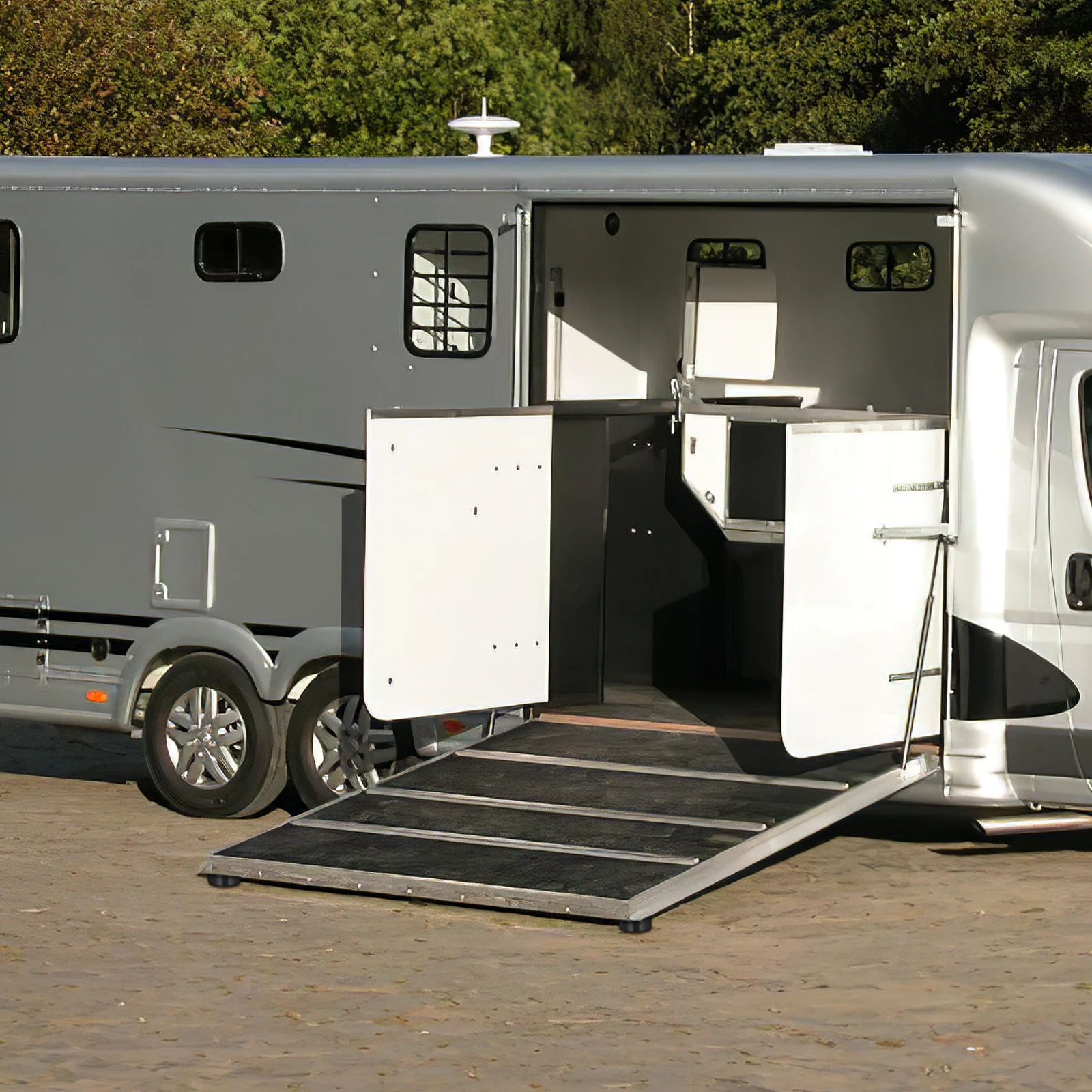 

4Pcs Rubber Bumpers Round Trailer Door Ramp Replacement Stable Non Slip Trailer Accessories for Truck Rv Rubber Bumpers