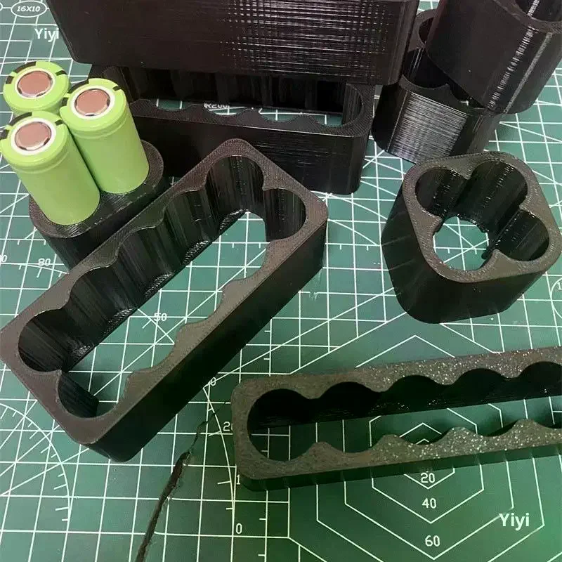 1/4 قطعة 18650 بقعة لحام تركيبات البطارية الثابتة بطارية ليثيوم لحام تركيبات بقعة لحام الجمعية الثابتة قوس