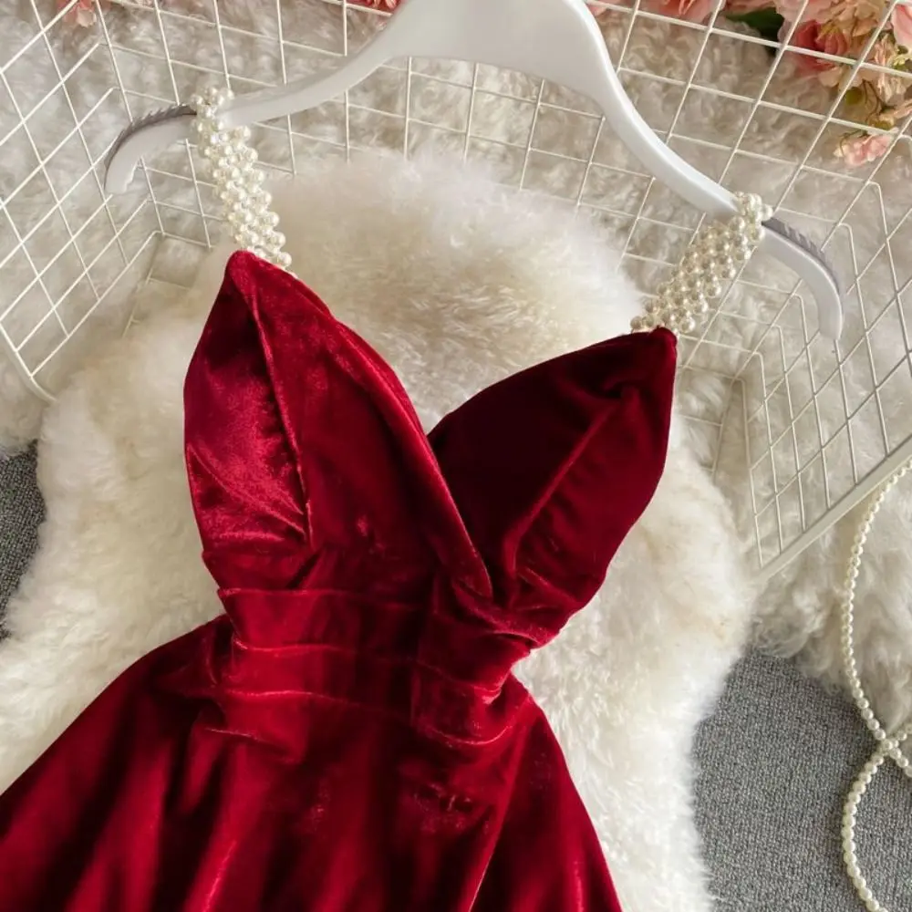 Elegant Pearl Strap Velvet Slim Sling Dress High Waist Thin Velvet Princess Dress Sleeveless V-neck Chelly Gold Dress Party