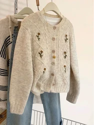 O-Neck Knitted Cardigan Women 2024 Autumn Winter New Lazy Style Flowers Embroidery Long Sleeve Sweater Jacket