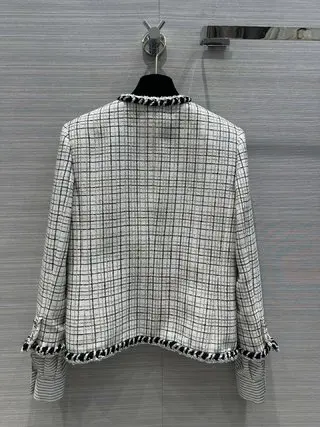 2024 Women's Clothing High quality fake two piece sleeve striped jacket Spring Summer New No.52