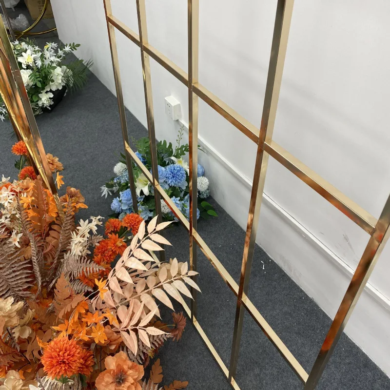 Wedding props, wrought iron decoration, arched doors, forest wedding scene layout, stage background, shelf, grid screen