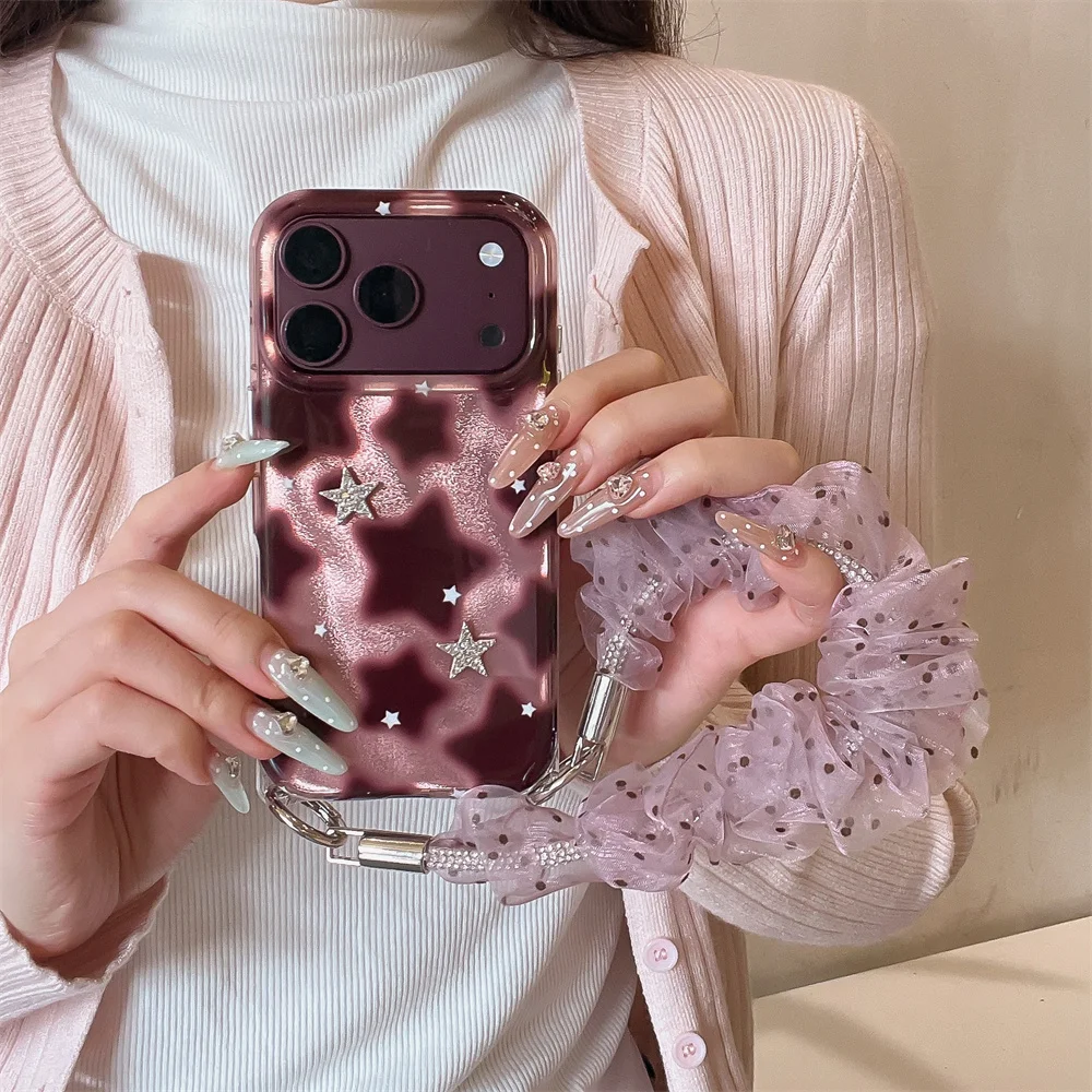 Korea Ins Y2K Burgundy Holographic Star Phone Case With Rhinestone Star Dot Mesh Wrist Strap For iPhone 18 17 16 15 Pro Max