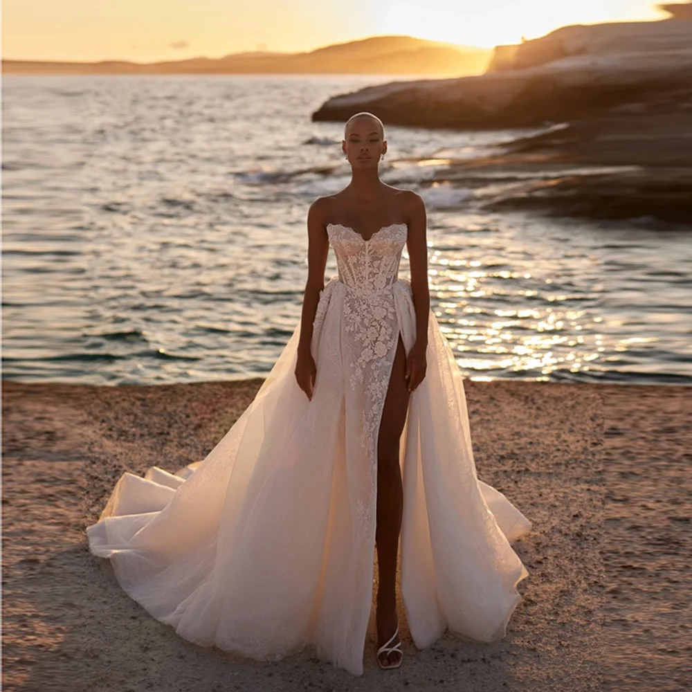 Boho sweetheat colarinho apliques renda bainha lateral fenda vestido de casamento backelss rendas até vestido de noiva de casamento com tribunal destacável