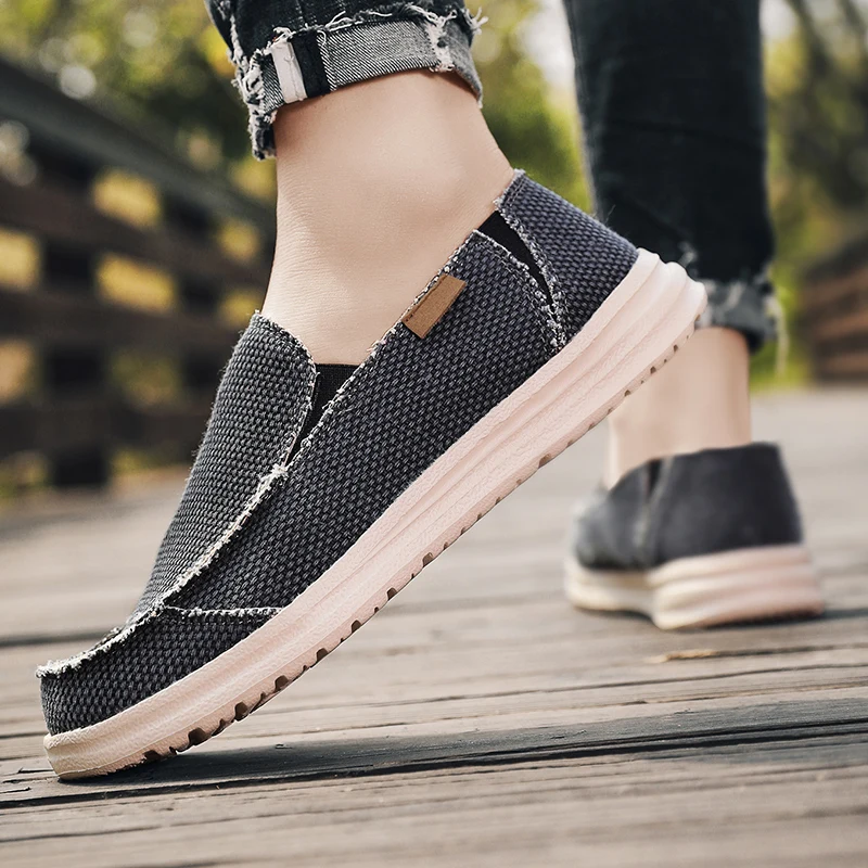 

Summer Shoes for Men New Men Loafers Canvas Shoes Classic Luxury Brand Slip on Men Moccasins Driving Shoes