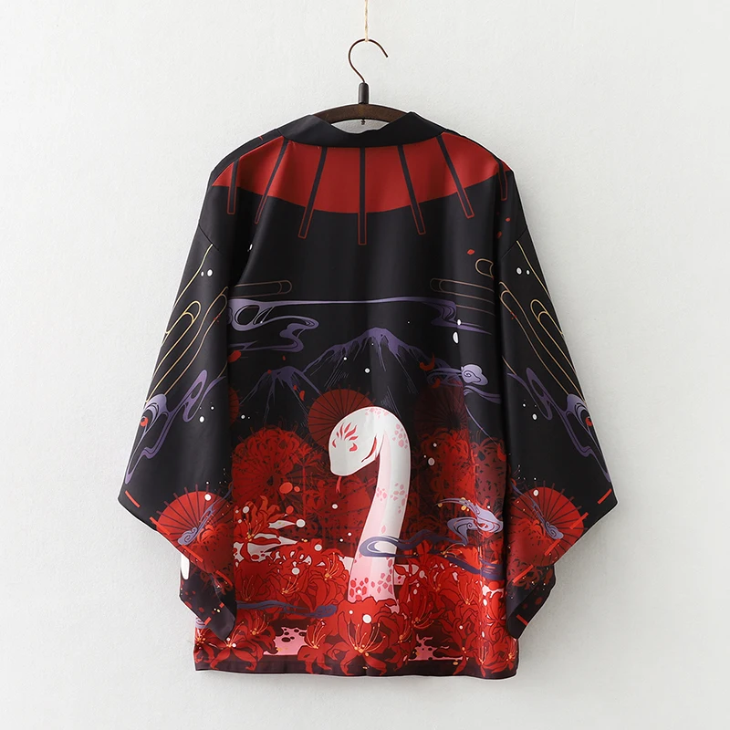 سترة صيفية جديدة موديل 2025 مطبوعة على شكل ثعبان أحمر سترة يابانية فضفاضة للنساء والرجال بلوزة هاراجوكو هاوري كيمونو التأثيرية بلوزة يوكاتا