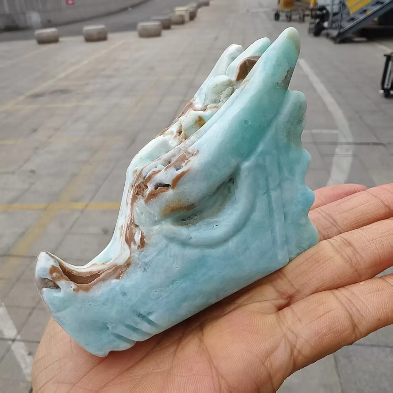 Natural Blue Extreme Mineral Dragon Head, Quartz Crystal Blue Ore Carved Dragon, Mineral Healing