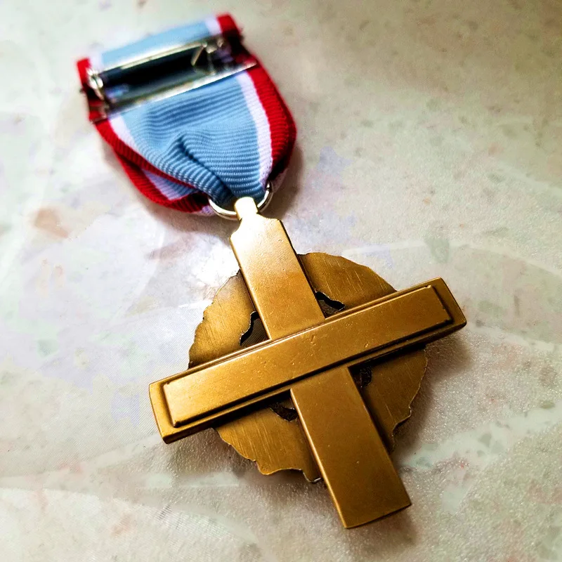 High quality metal material Classic Peace Dove Commemorative Medal Metal Collection Badge Excellent collection and gift item