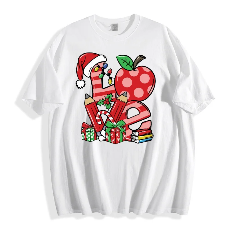 

Cute Christmas 'Love' Graphic T-Shirt, Festive Printed Short-Sleeve Crewneck Tee, Comfortable Top for Holiday Celebrations