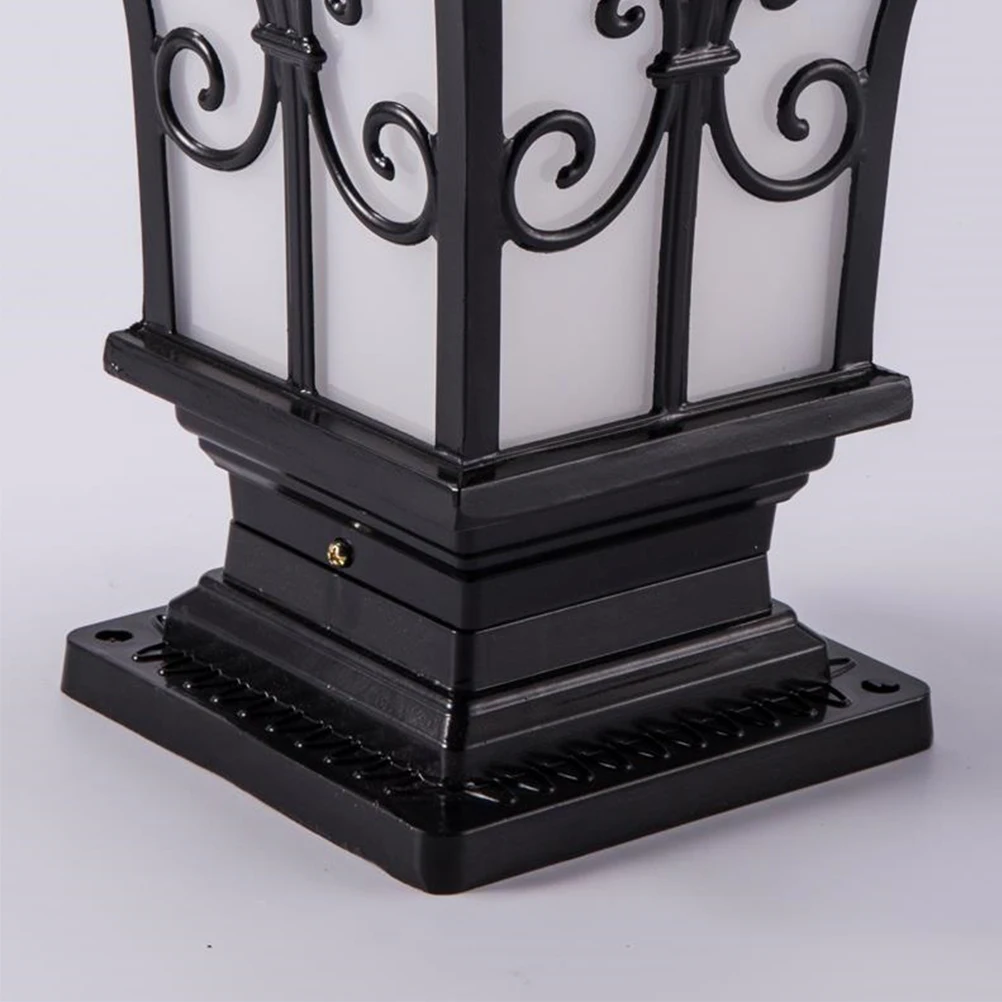 

Waterproof Solar Pillar Light Elegant Outdoor Garden Lamp Vintage Design for Pathway Yard Patio Decoration