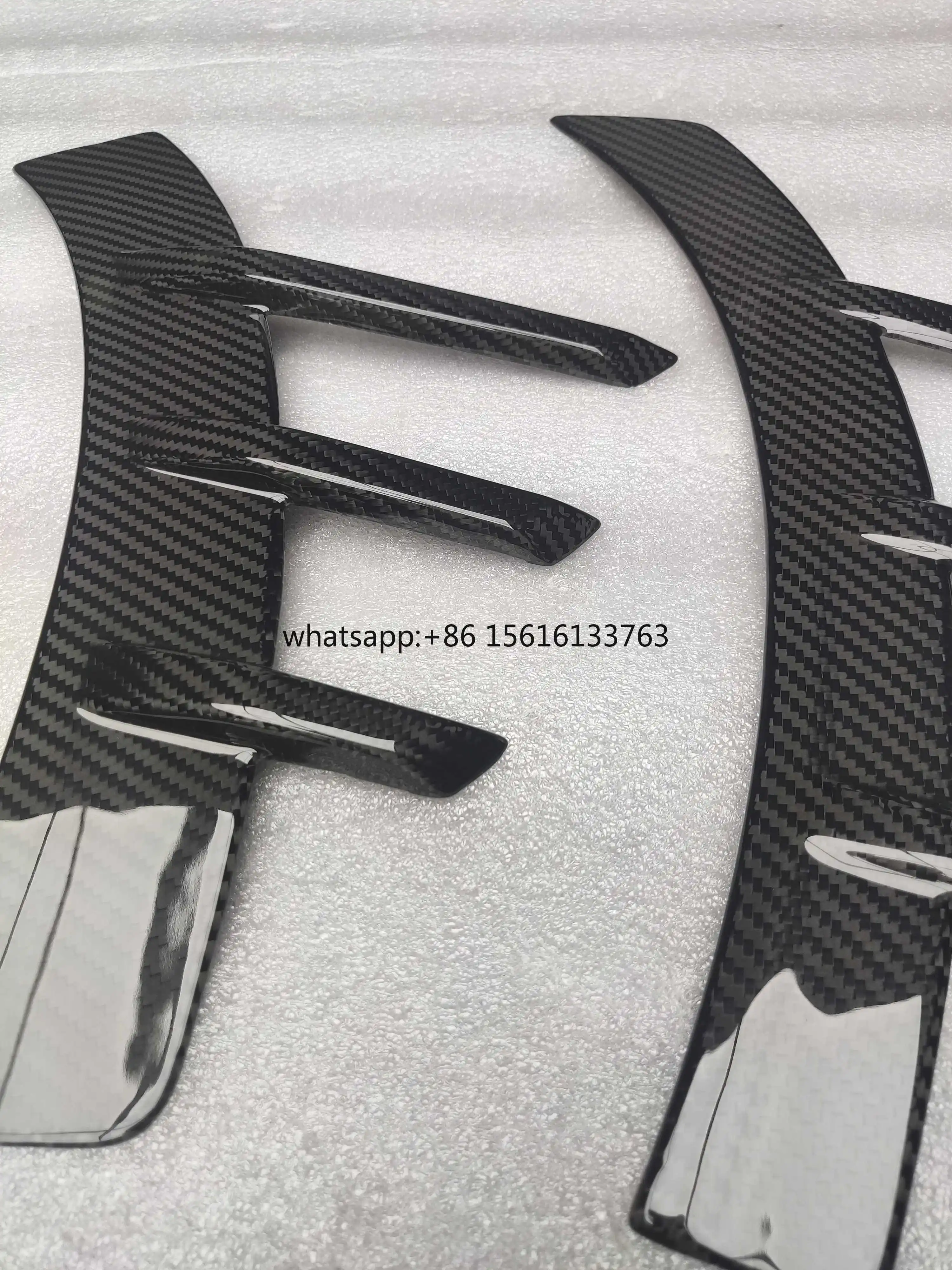 

For BMW G87 M2 CS 2023-2026Side Fender Vent Covers Air Duct Trims Gill Inlays