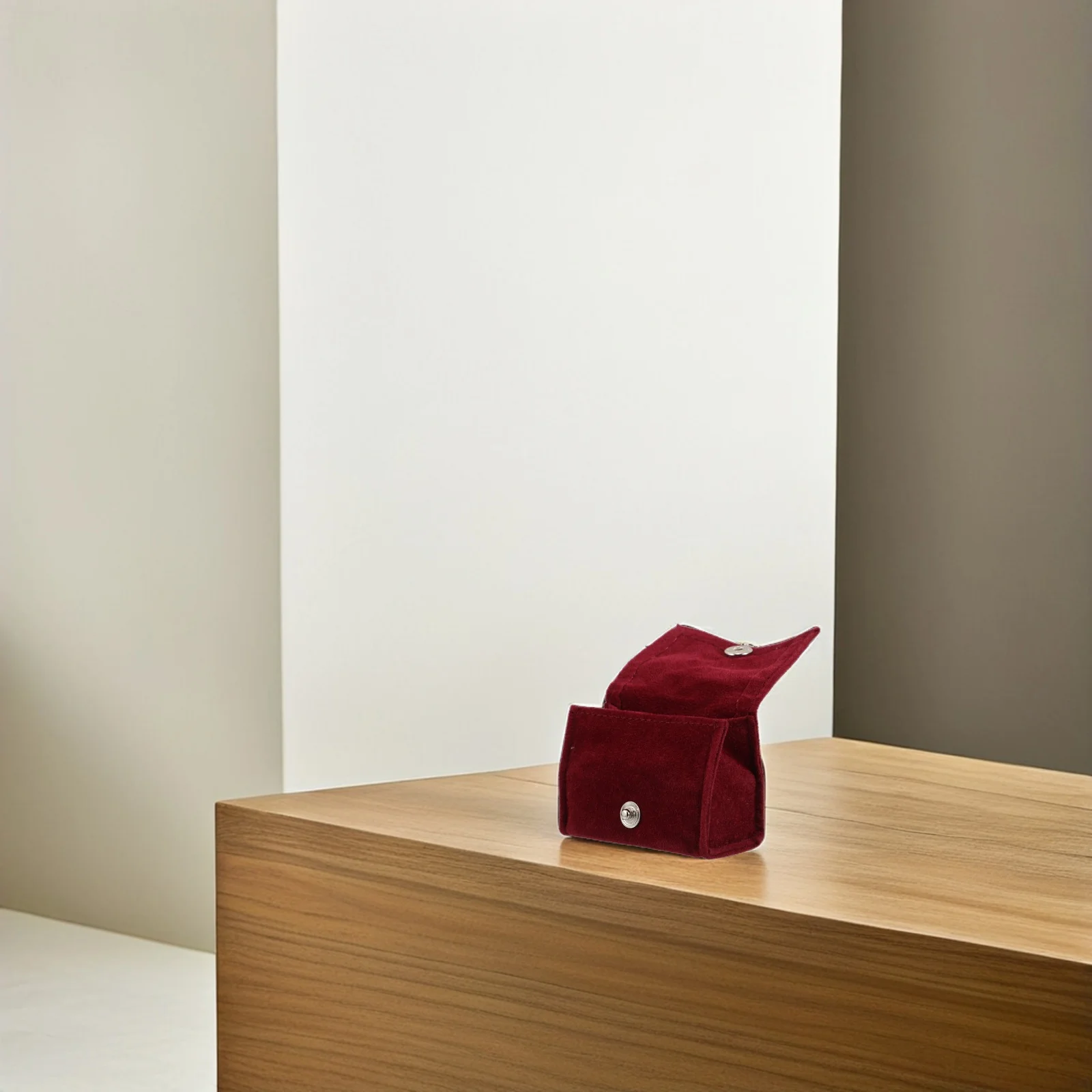 

Портативная мини-коробка для колец, органайзер для ювелирных изделий, небольшой компактный легкий дорожный футляр для колец, серег, шпилек, коробка для хранения ювелирных изделий