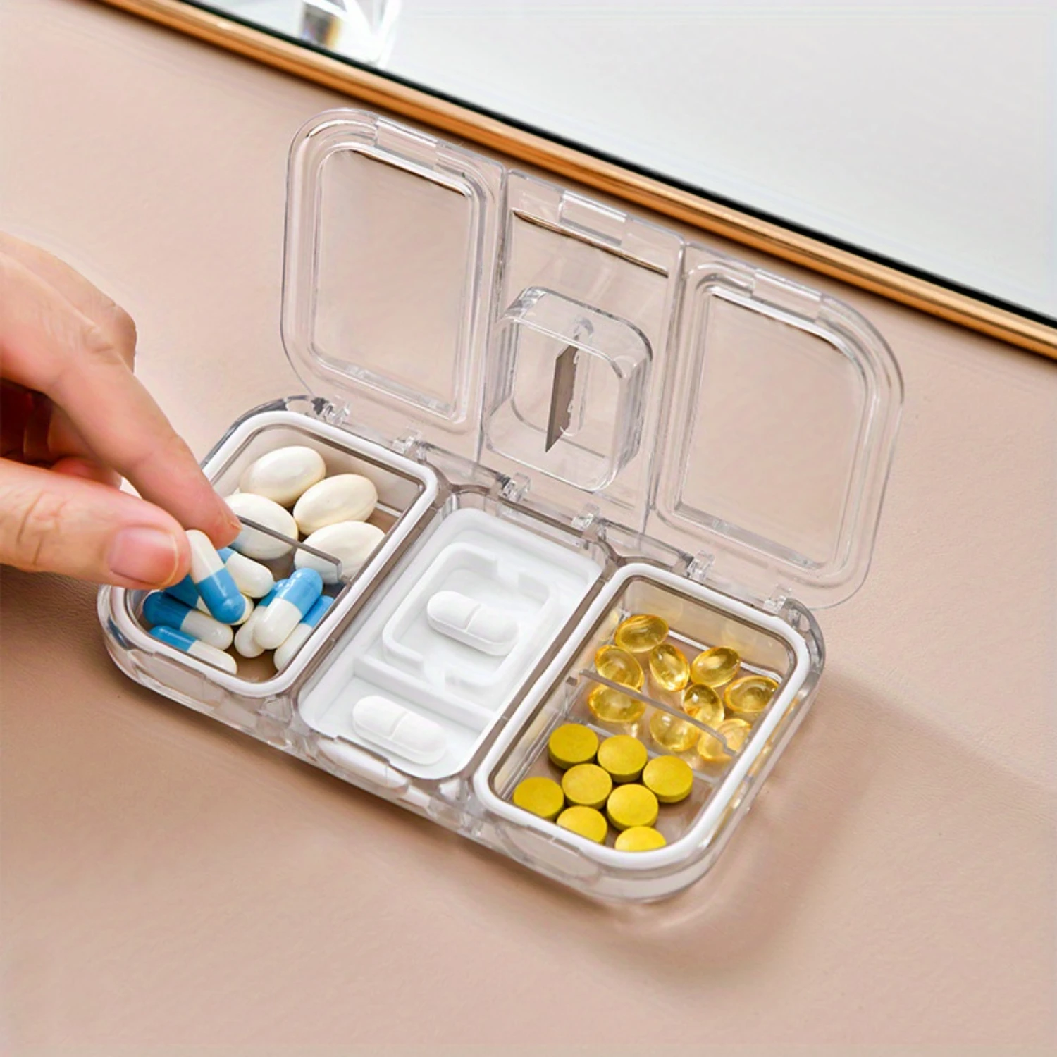 Portable Medicine Box, Seven Days A Week, Small Size Pill Box, 7-day Mini Medicine Packaging Box