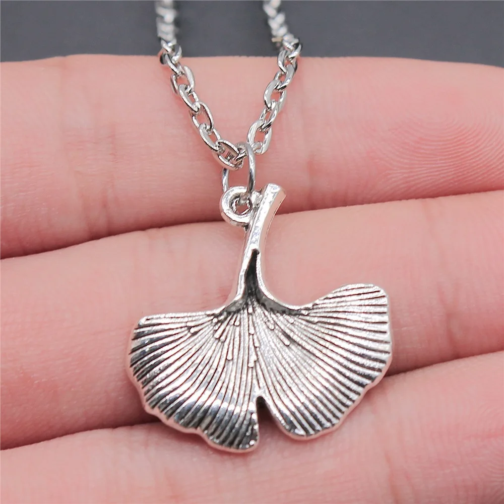 Dropshipping Antique Silver Color 24x23mm Ginkgo Biloba Pendant Necklace For Women