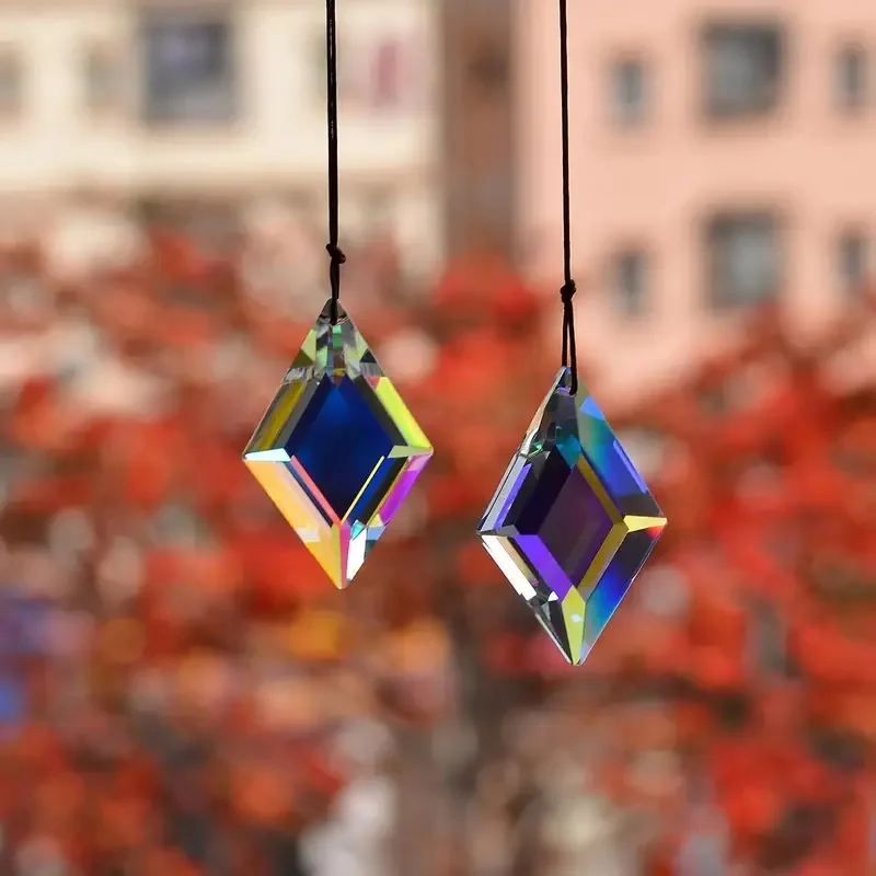 2 Stück Diamantförmige Kristall-Lichtfänger-Prismen, Regenbogenmacher für Fenster, Balkon, Küche, Gartendekoration – Detail 2