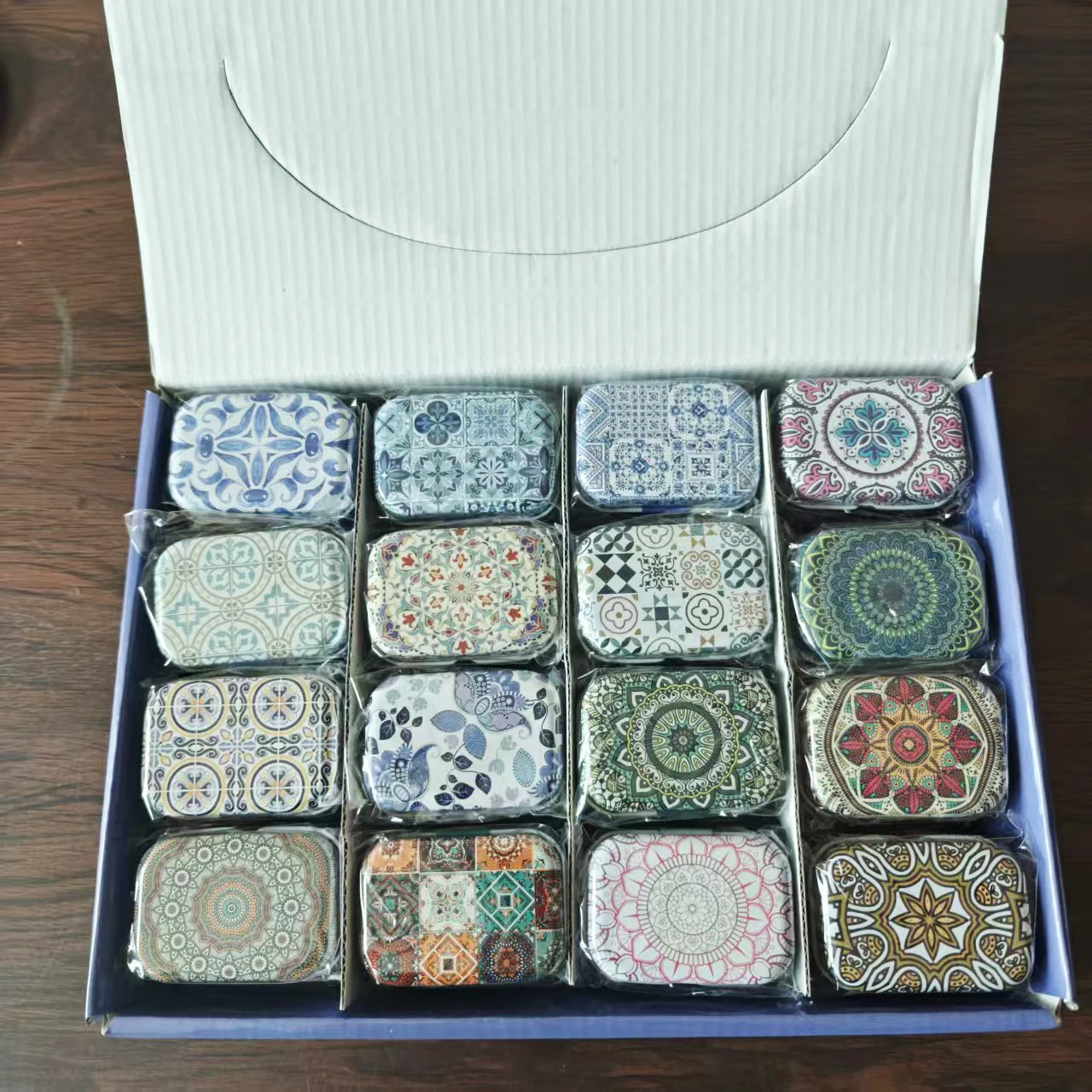 32-pezzi-1-scatola-stile-etnico-fai-da-te-mini-copertura-scatola-di-latta-di-ferro-anello-per-auricolari-astuccio-in-metallo-lattina-pillola-carino-piccolo-kit-oggetti-per-caramelle