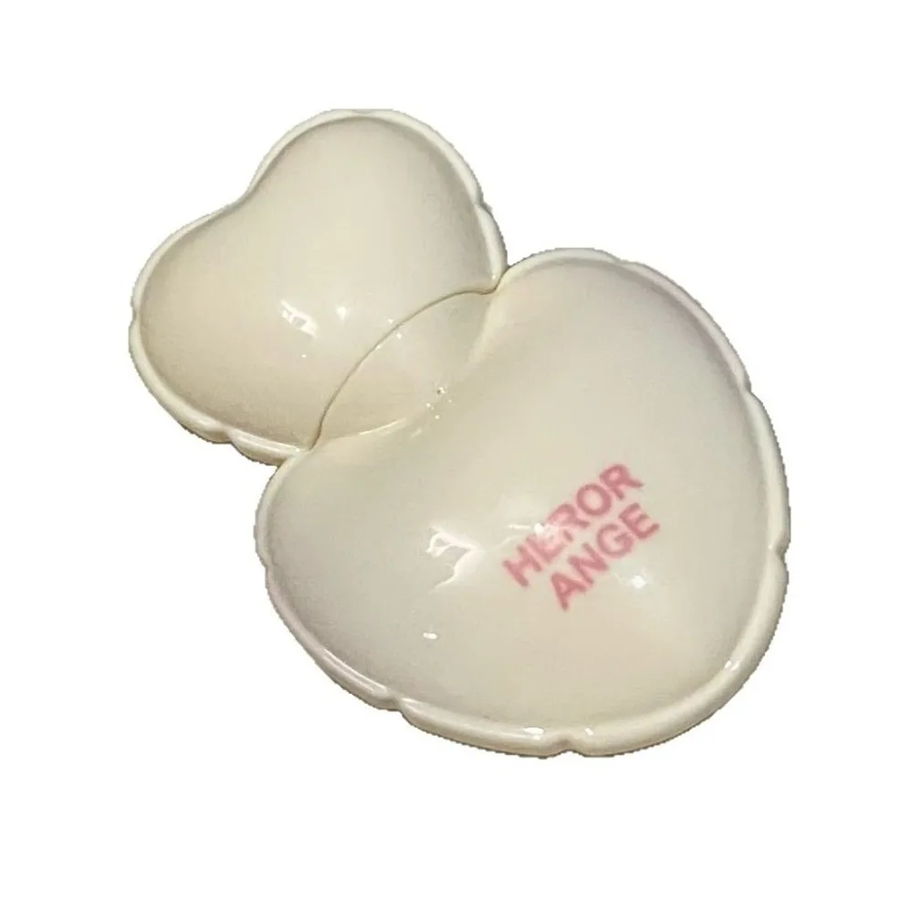 ملمع شفاه 2 في 1 على شكل حب ملمع شفاه عصير لامع غير لزج يدوم طويلاً للاستخدام اليومي