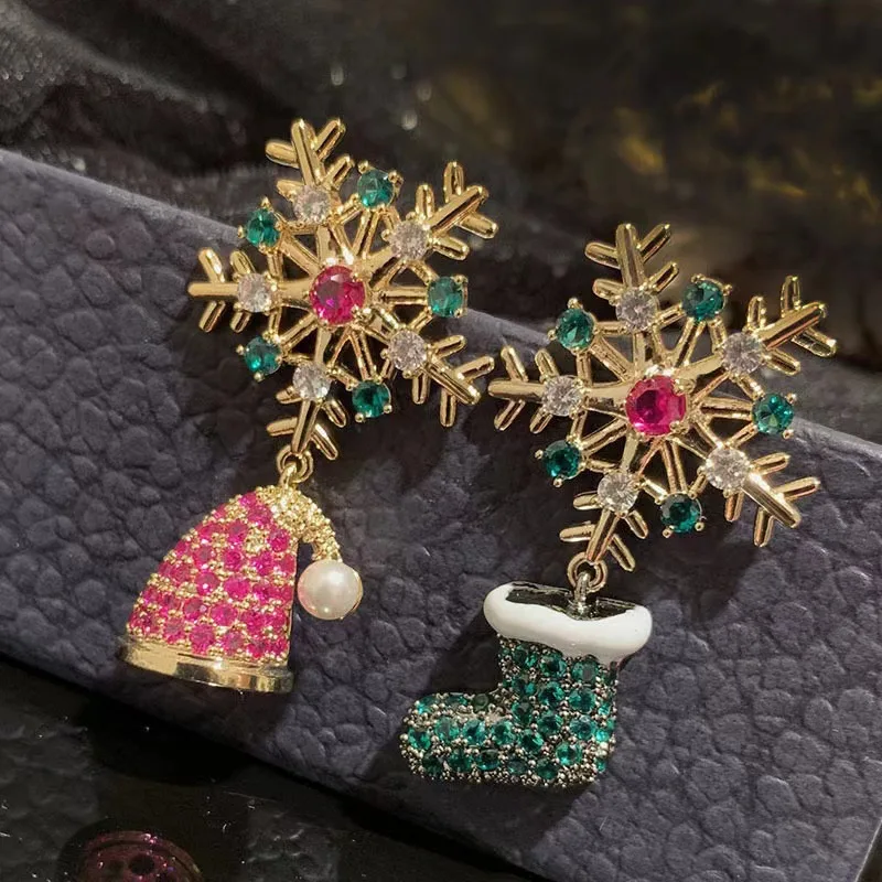 Asymmetrical Colorful Rhinestone Snowflake Hat Boot Earrings for Women Luxury Crystal Christmas Tree Drop Earrings Party Jewelry