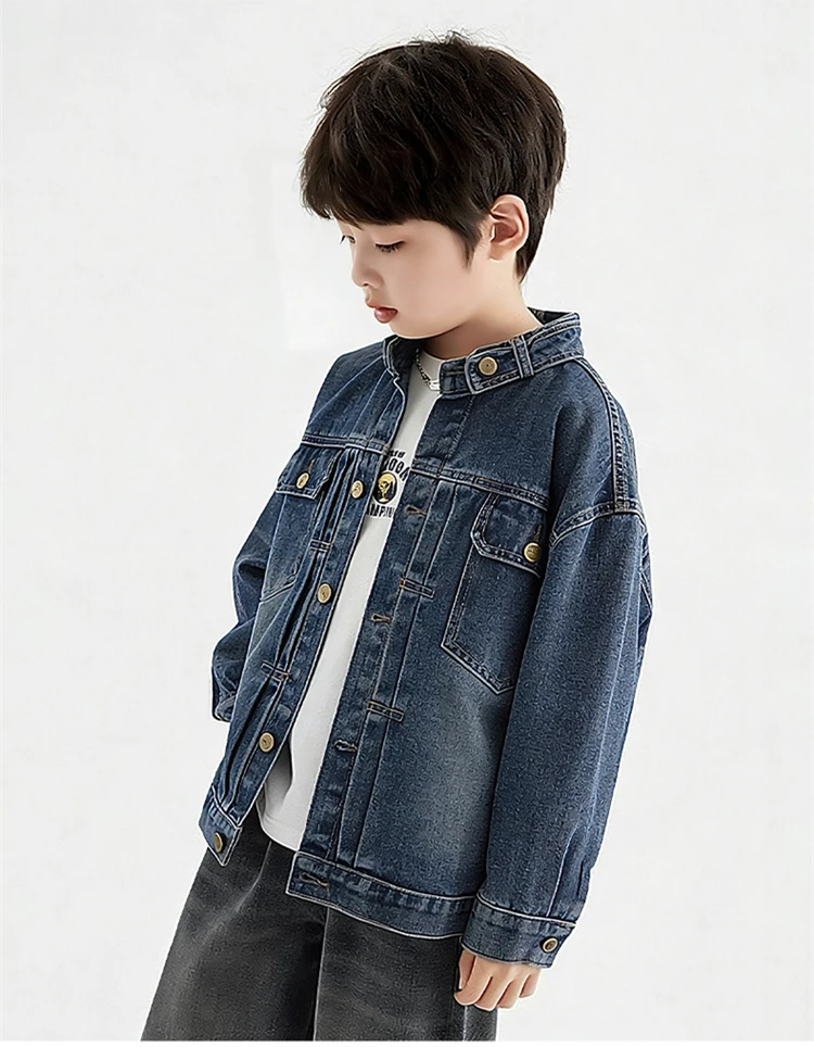 Neue Herbst-Kinderkleidung: Coole Jeansjacke für Teenager-Jungen, Vintage Blaue Jeansjacke mit Fronttasche, Lässiges Kinder-Outfit 5-14 Jahre – Detail 2