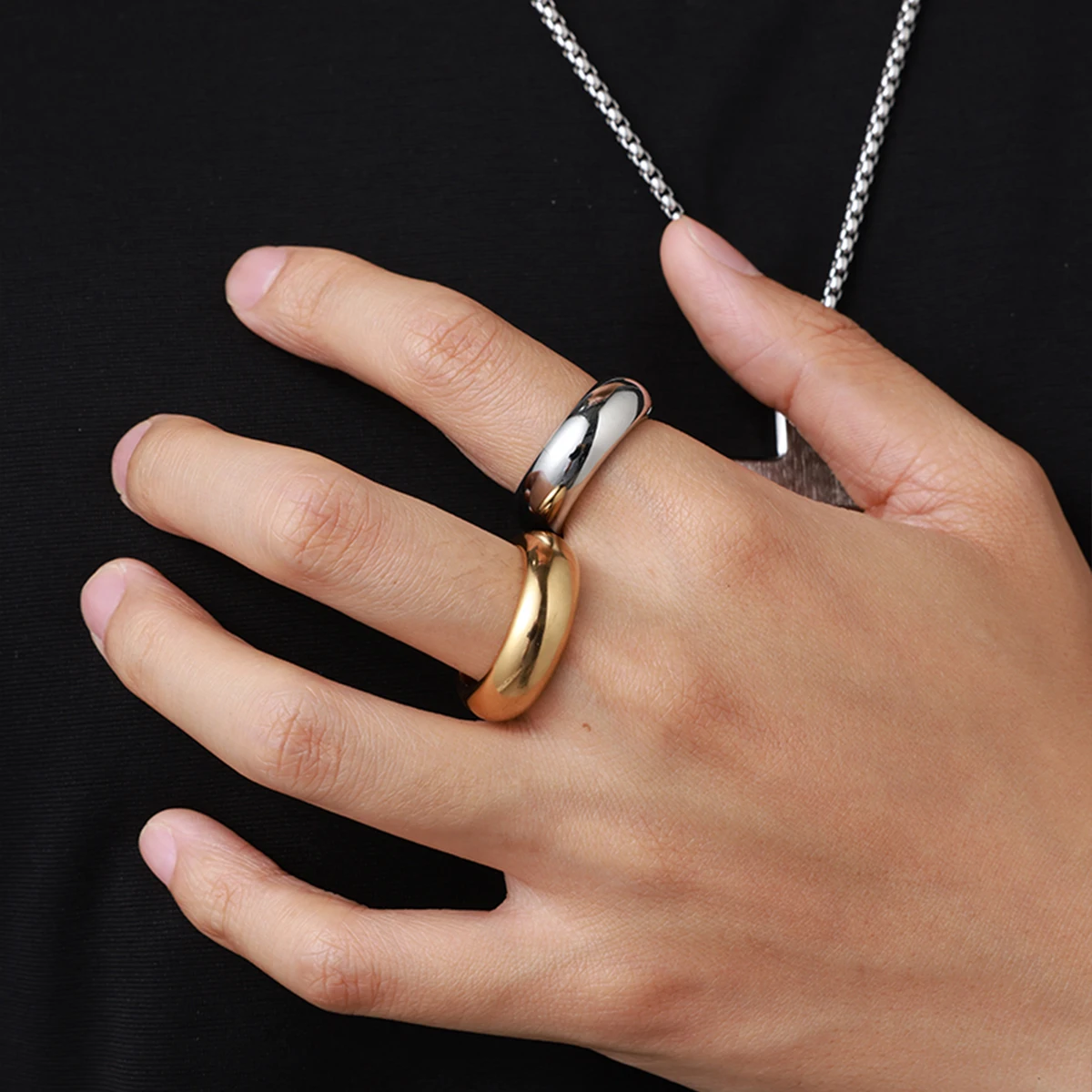 Minimalist Plain Couples Ring Tarnish Free Stainless Steel Silver Gold Color Smooth Plain Finger Rings Men Jewelry Gift 7MM