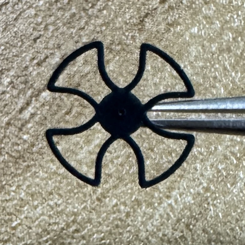 عالية الجودة تعديل NH34/ST3600 فريد القرص الدوار الجوف خارج 4 مللي متر ساعة الأيدي ساعة اكسسوارات لحركة NH34/ST3600