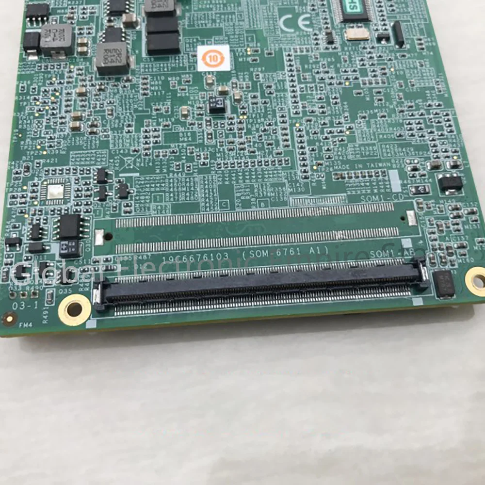 

Для материнской платы промышленного компьютера Advantech SOM-6761FG-T01A1E SOM-6761A1