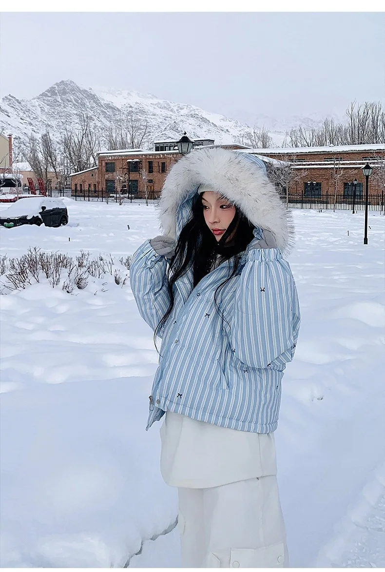 Korean Striped Bow Pattern Cropped Padded Jacket for Women Winter Hooded Coat with Faux Fur Collar Woman Sweet Thick Warm Parkas