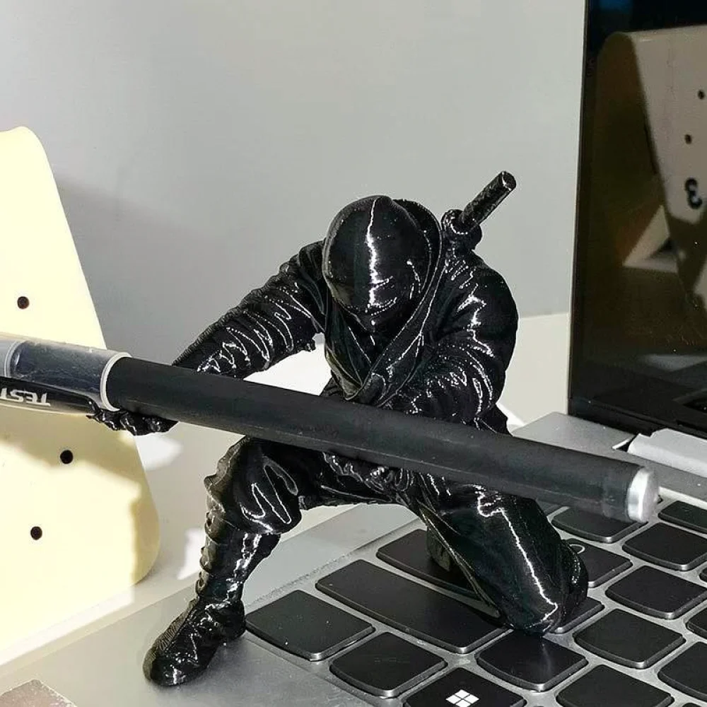 Creative Ninja Pen Rack Desk Organizer Stationery Storage Stand Decorative 3D Printed Figurine Office Model Supplies