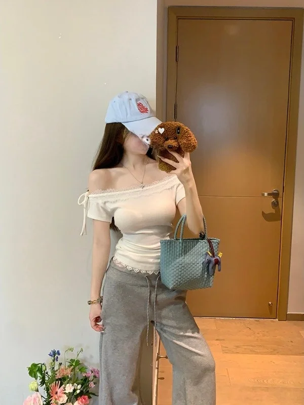 Slim Fit Shoulder Bared Short Sleeve T Shirt Women's Style Exposing Clavicle Summer New Sweet And Spicy Girl Diagonal Collar