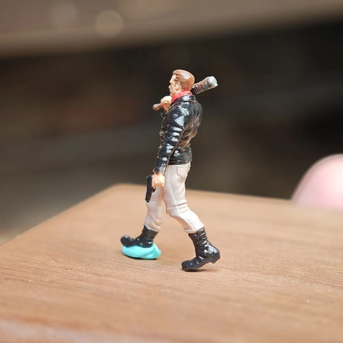 1:64 Figura fai da te in resina dipinta a mano modello statico Negan figurine garage scena auto Diorama