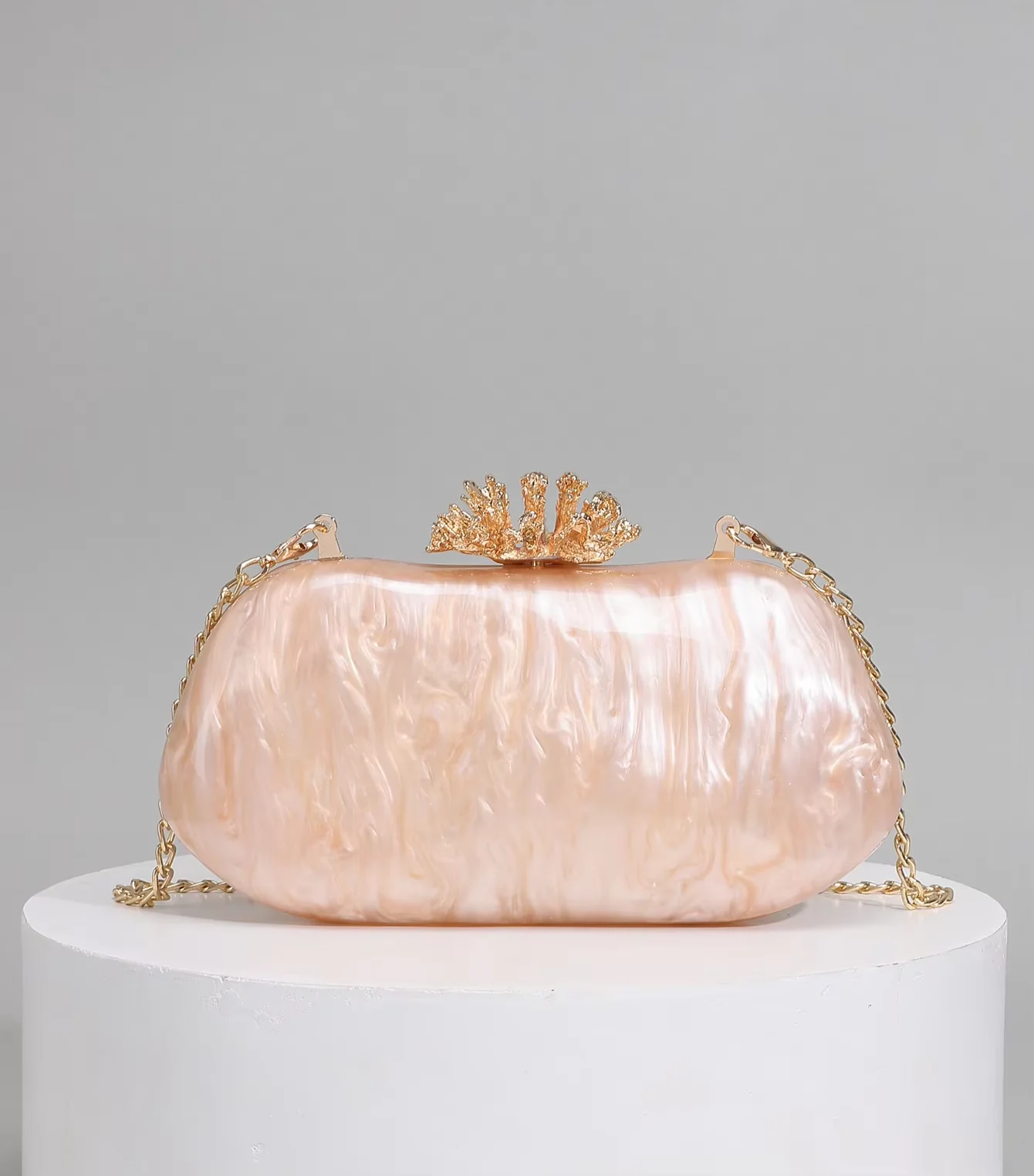 Personalized Cross-border New Pillow-shaped Head Pressing Mold Bag Solid Color Acrylic Dinner Bag Chain Bag Lock Closure Hard