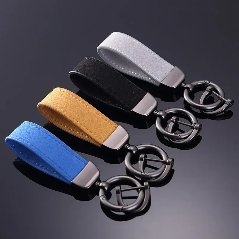 

2023 Luxury Genuine Leather Lanyard Keychain Men Women Square Pattern Gunmetal Buckle Car Key Ring Holder Jewelry