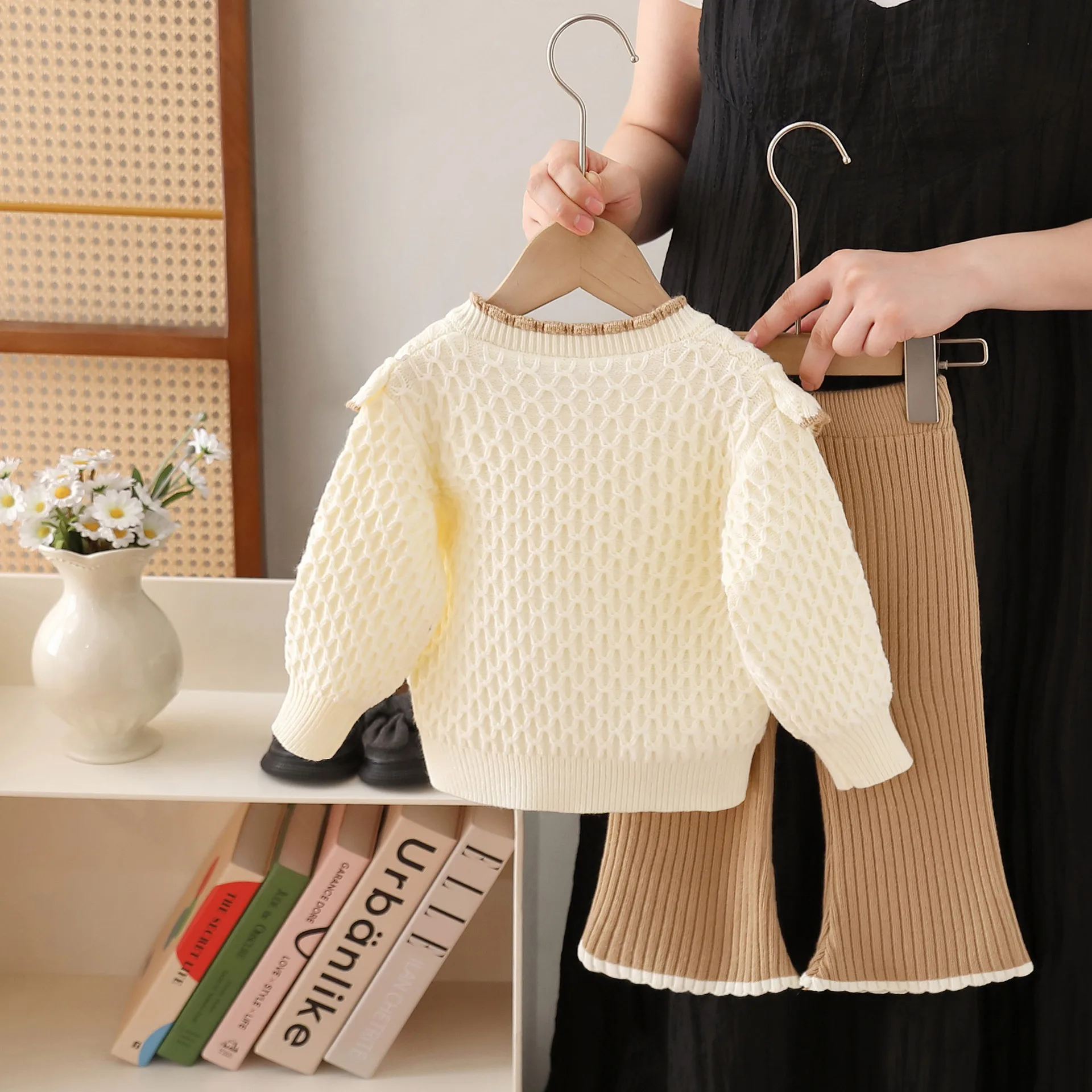 الفتيات محبوك القوس بلوزات و مضيئة الساقين السراويل قطعتين كشكش مجموعات للأطفال الخريف ملابس غير رسمية فتاة الملابس وتتسابق