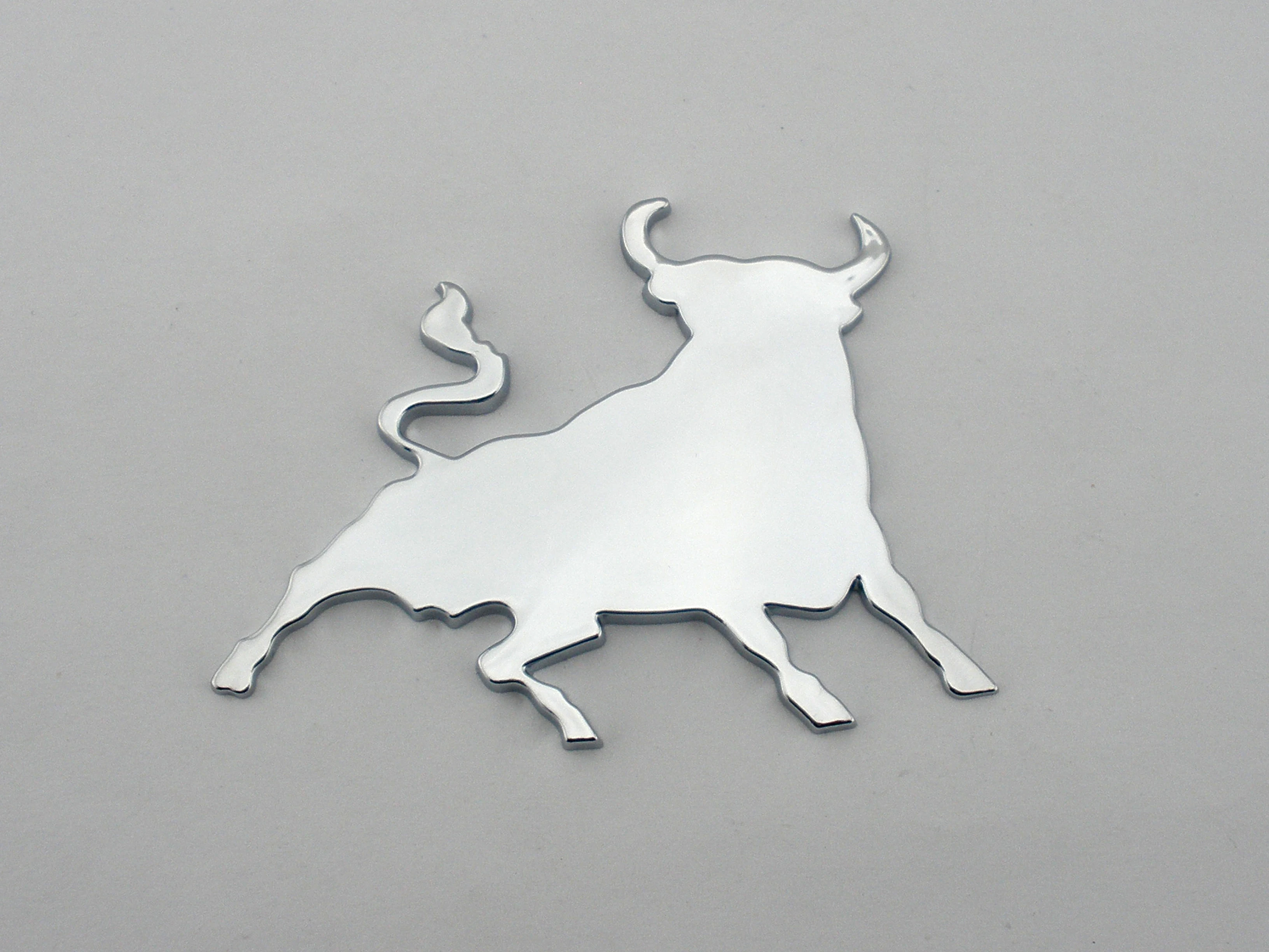 3D Spanish Fighting Bull Chrome Sticker Self Adhesive Car/Van Decal Emblem Badge Logo Toro Badge