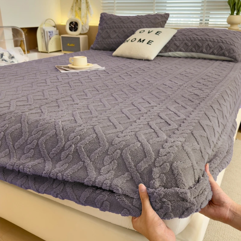 Queen Size Luxury Solid Velvet   Woven Texture Embossed Bed Cover  Single Piece Premium Bedding