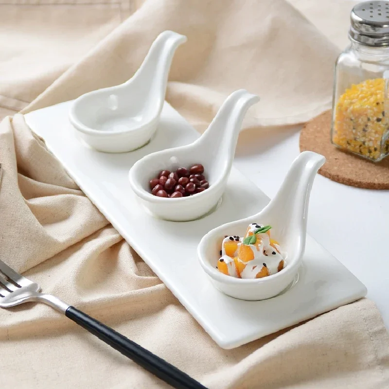 European Ceramic Tableware White Spoon Bowl Caviar Snack Plate Fruit Platter Restaurant Kitchen Ceramic Tableware Bowl Plate Set
